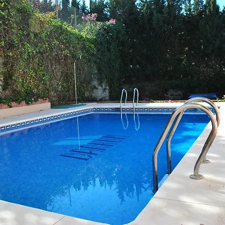Hotel Darkum 2*
